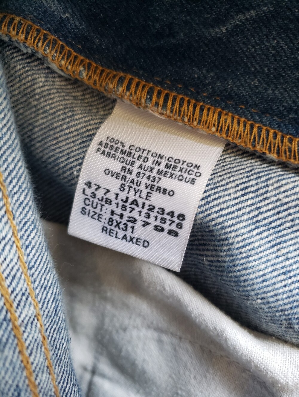 Ralph Lauren Vintage Relaxed Fit Cut Off Short/ Jeans in Light Blue Size 8